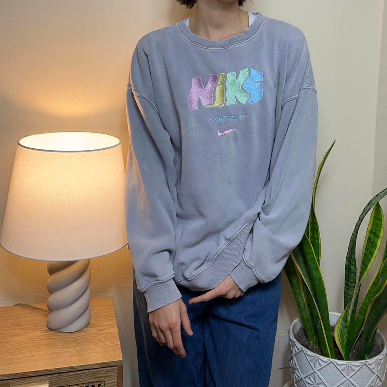 Nike Embroidered Sweatshirt