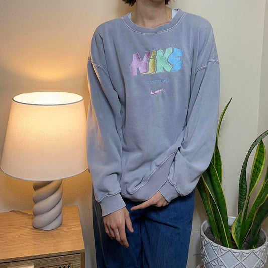 Nike Embroidered Sweatshirt